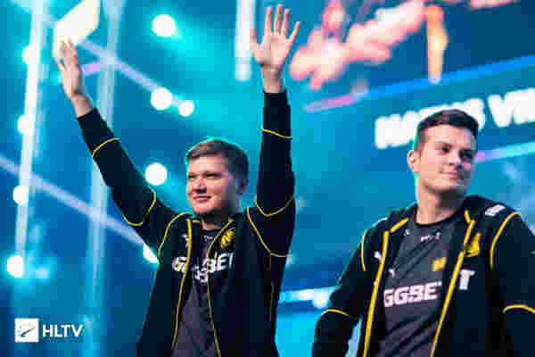 三重对话中 三重对话中