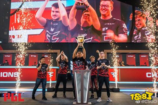 这波砸的是＂陪玩＂的饭碗，《永劫无间》手游赢麻了！