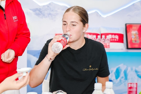 LPL张开血盆大口，AL危机时刻，圣枪挺身而出，鳄鱼一战杀崩GEN